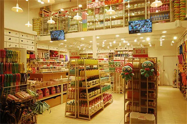新手開個日雜百貨店要投資多少錢？一份詳細預算指南